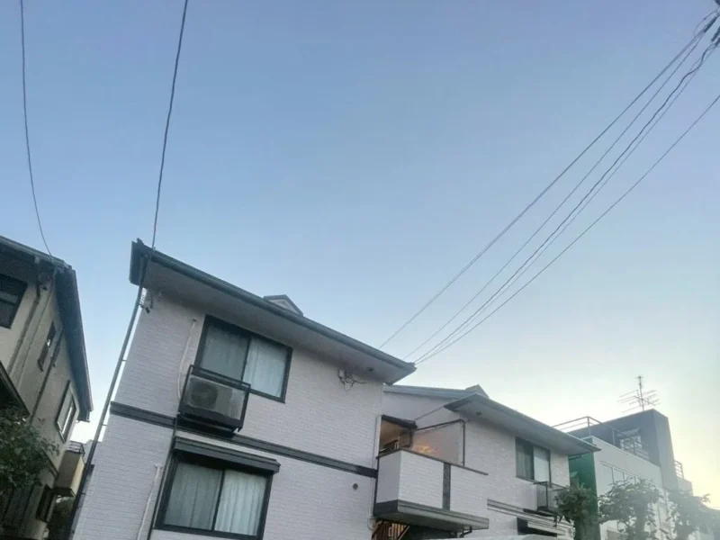 日進市のアパート｜隣り合う2棟を同時に塗り替え（各266万円）